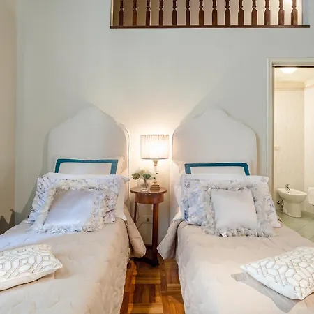 Casa Simonetta, Modern And Antique Ground Floor Inside The Walls Of 卢卡